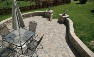 patio-pavestone-