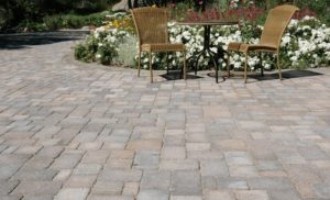 patio-pavestone-